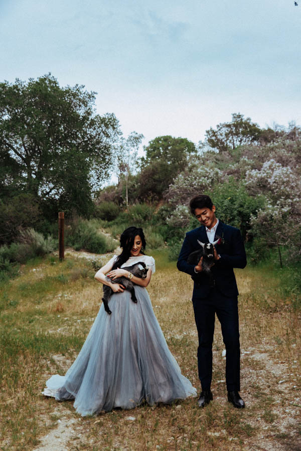 naturally-beautiful-pioneer-farms-wedding-in-warwick-new-york-19