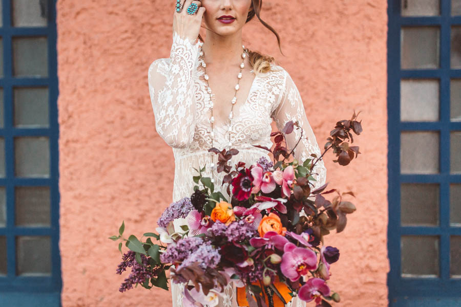 edgy-romantic-santa-fe-bridal-inspiration-12