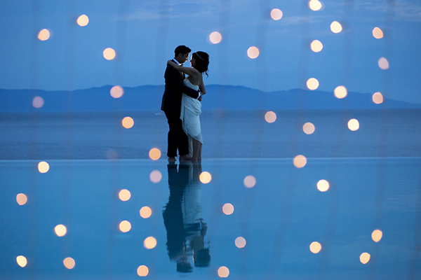 fun destination wedding at Casa China Blanca in Puerto Vallerta, Mexico - photo by Elizabeth Lloyd and Dave Getzschman | via junebugweddings.com fun destination wedding at Casa China Blanca in Puerto Vallerta, Mexico - photo by Elizabeth Lloyd and Dave Getzschman | via junebugweddings.com