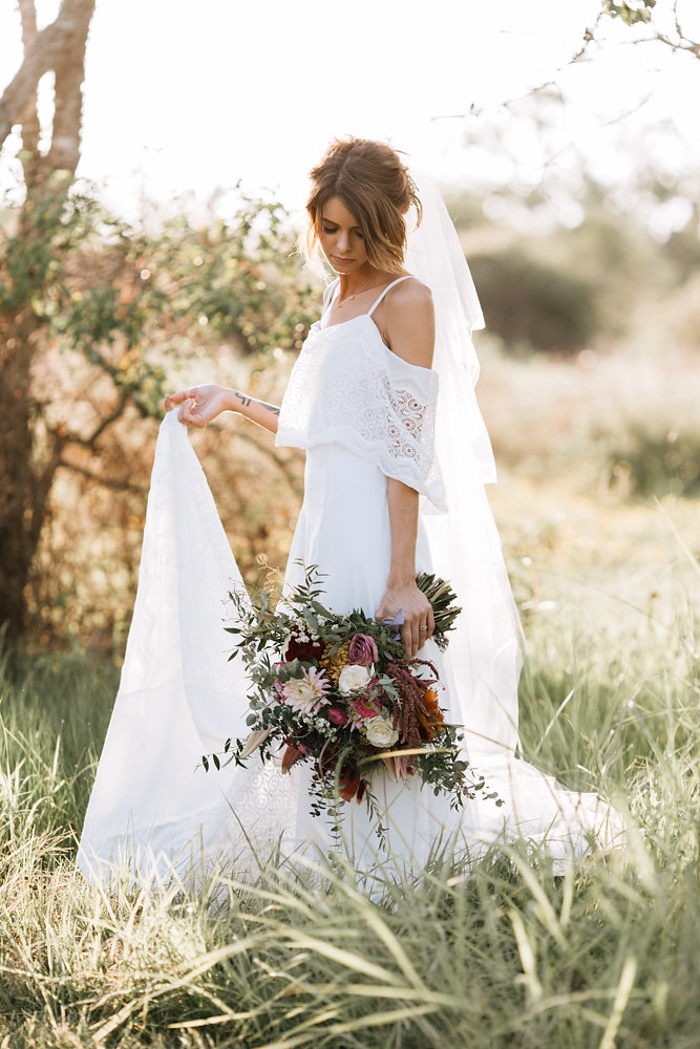 we-have-a-feeling-this-fall-wedding-inspiration-is-exactly-what-youre-looking-for-13