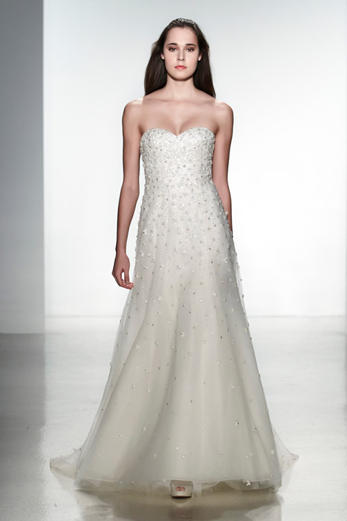 Christos wedding dress from the Spring 2014 bridal collection | via junebugweddings.com Christos wedding dress from the Spring 2014 bridal collection | via junebugweddings.com