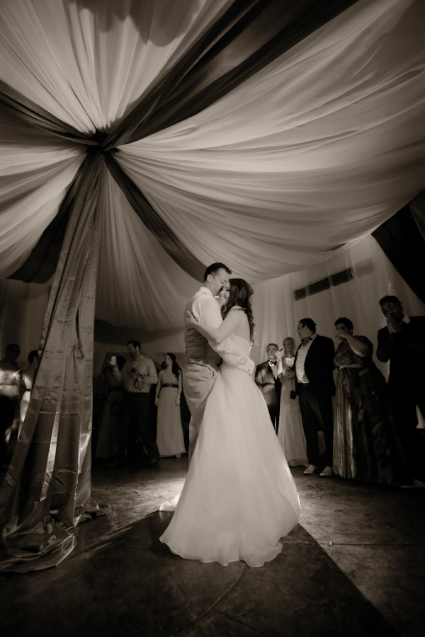 destination wedding in Cabo with photos by Chris + Lynn Photographers | via junebugweddings.com destination wedding in Cabo with photos by Chris + Lynn Photographers | via junebugweddings.com