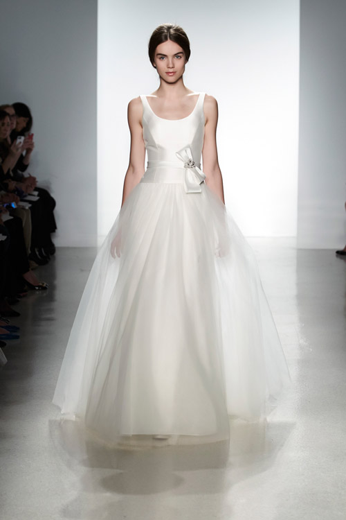 Amsale wedding dress from the Spring 2014 bridal collection | via junebugweddings.com Amsale wedding dress from the Spring 2014 bridal collection | via junebugweddings.com