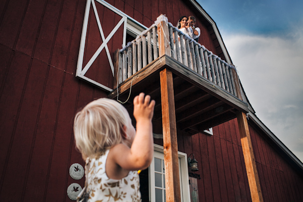 casual rustic wedding in Kent, Washington with photos by ANZA foto + film casual rustic wedding in Kent, Washington with photos by ANZA foto + film