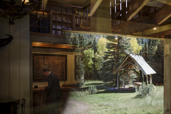 Dunton Hot Springs rustic mountain wedding venue, photo by Chowen Photography | via junebugweddings.com Dunton Hot Springs rustic mountain wedding venue, photo by Chowen Photography | via junebugweddings.com