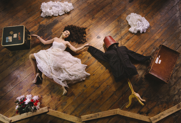 wedding portrait of bride by Ryan Brenizer Photography | via junebugweddings.com wedding portrait of bride by Ryan Brenizer Photography | via junebugweddings.com