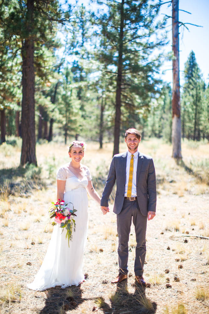 Colorful-Backyard-Wedding-in-Oregon (5 of 33)