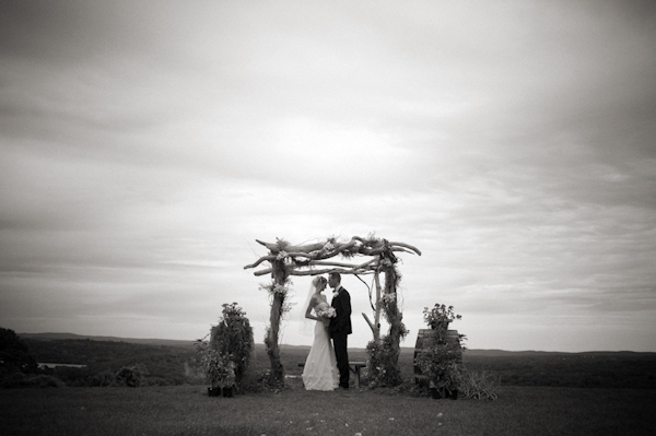 woodland wedding at Benmarl Winery, New York, photo by Richard Israel | via junebugweddings.com woodland wedding at Benmarl Winery, New York, photo by Richard Israel | via junebugweddings.com
