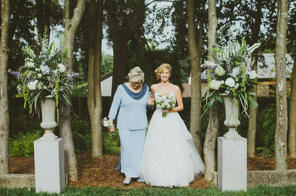 Southern-Fairy-Tale-Wedding-at-Yew-Dell-Gardens (18 of 29)