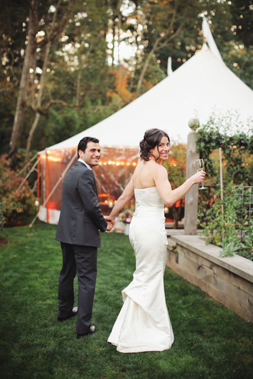 sweet and pretty wedding at Bella Luna Farms with photos by Michele M Waite Photography | junebugweddings.com sweet and pretty wedding at Bella Luna Farms with photos by Michele M Waite Photography | junebugweddings.com