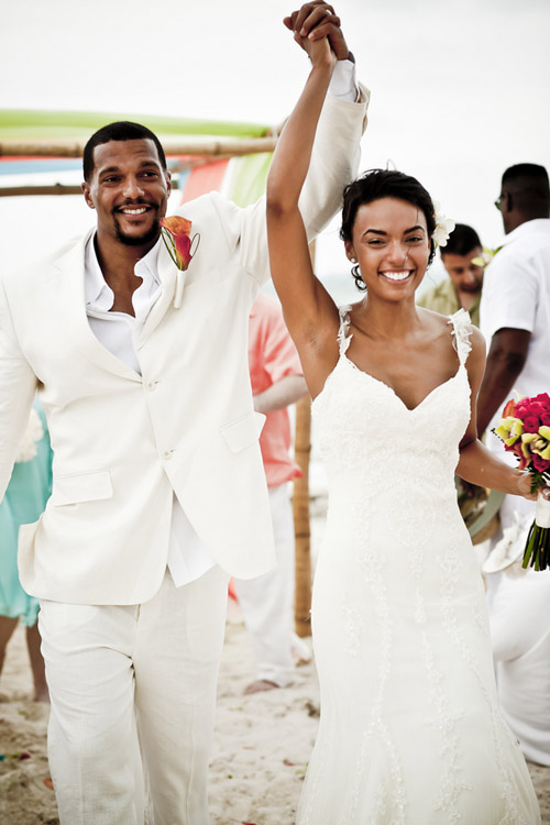 colorful tropical beach wedding at Excellence Playa Mujeres All-Inclusive Resort in Cancun, Mexico - photos by JAGstudios | via junebugweddings.com colorful tropical beach wedding at Excellence Playa Mujeres All-Inclusive Resort in Cancun, Mexico - photos by JAGstudios | via junebugweddings.com