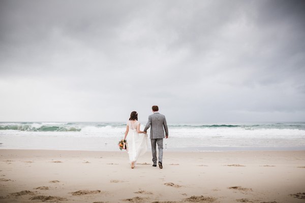 fun relaxed wedding in Kingscliff, Australia, photo by Kye Norton Photography | via junebugweddings.com fun relaxed wedding in Kingscliff, Australia, photo by Kye Norton Photography | via junebugweddings.com