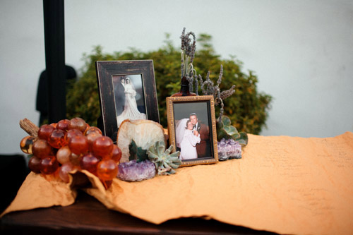 bohemian, exotic wedding at Ojai Valley Inn & Spa from Kristin Banta Events. Photos by Della Chen Photography | via junebugweddings.com bohemian, exotic wedding at Ojai Valley Inn & Spa from Kristin Banta Events. Photos by Della Chen Photography | via junebugweddings.com