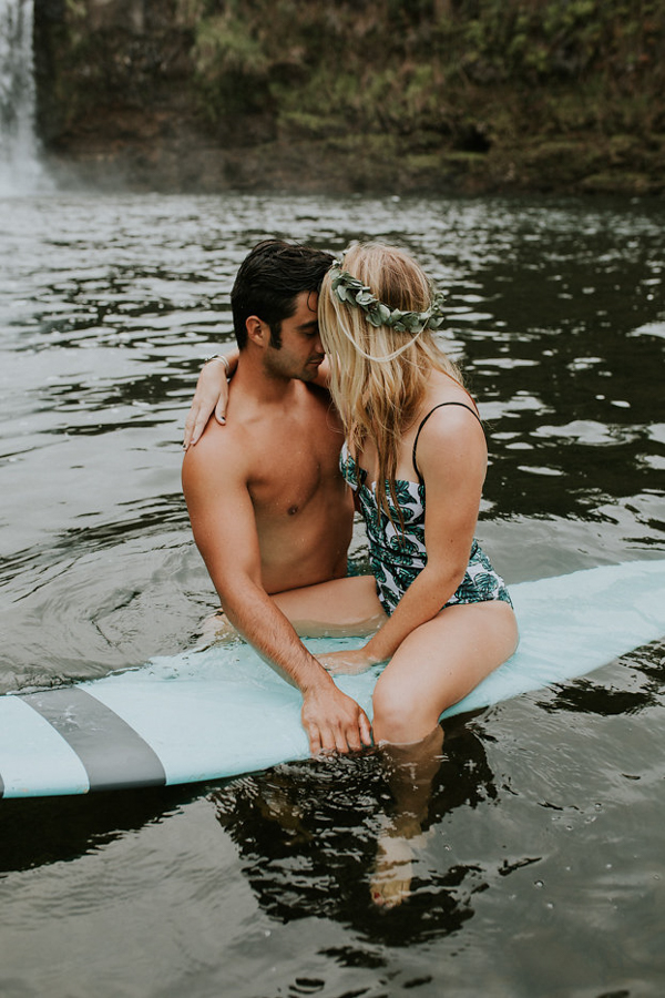 cuties-took-dip-waterfall-hawaii-engagement-photos-18