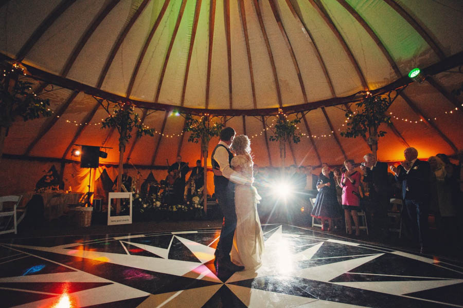 Vintage-Irish-Wedding-The-Millhouse-Moat-Hill-Photography-28