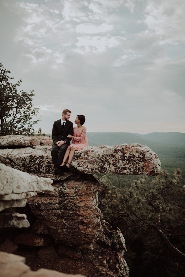 beautifully-natural-engagement-photos-in-payson-arizona-8