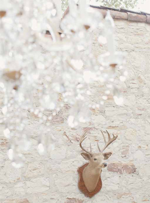 vintage and custom wedding furniture, decor and lighting rental from rEvolve | via junebugweddings.com vintage and custom wedding furniture, decor and lighting rental from rEvolve | via junebugweddings.com