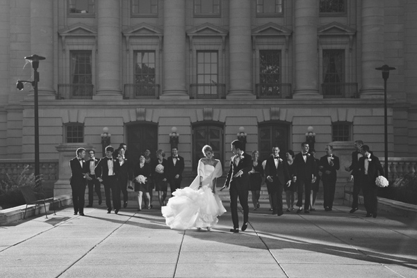 modern elegant gold and black wedding at Legend at Bergamont, photo by DWJohnson Studio | via junebugweddings.com modern elegant gold and black wedding at Legend at Bergamont, photo by DWJohnson Studio | via junebugweddings.com