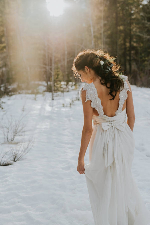 Winter-Mountain-Elopement-Banff-National-Park-16