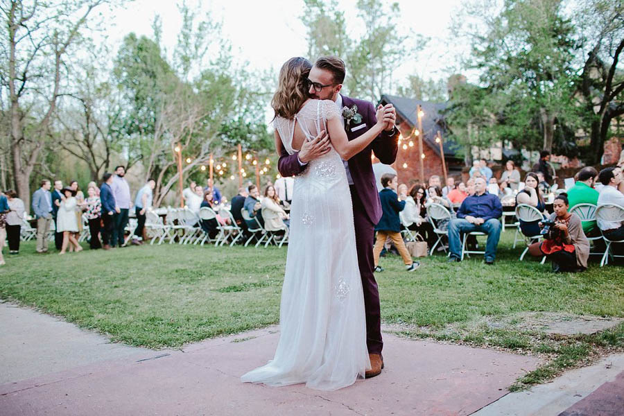 Totally-Chic-Woodland-Wedding-in-Oklahoma-City-Jamie-Jones-Photography-8