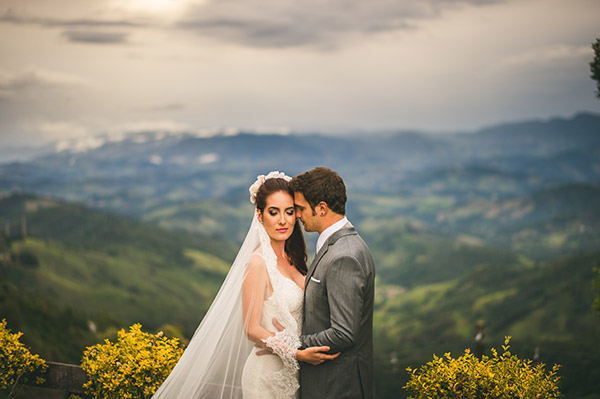beautiful wedding in Campos do Jordão, Brazil, photo by Sam Hurd | via junebugweddings.com beautiful wedding in Campos do Jordão, Brazil, photo by Sam Hurd | via junebugweddings.com