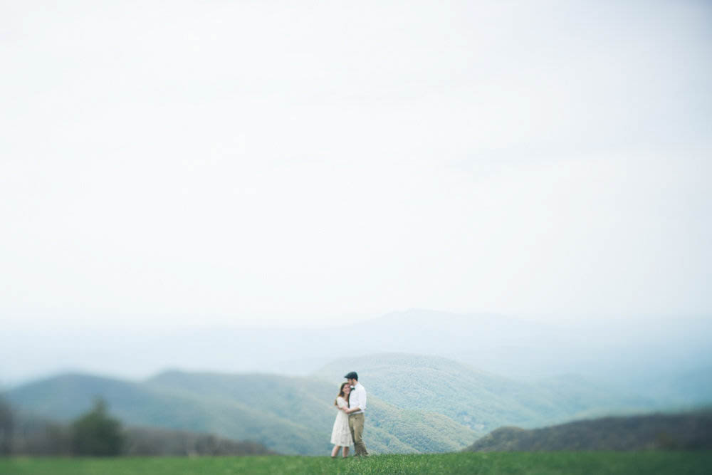 View More: http://bettyclicker.pass.us/ryan-hannah-virginia-elopement-photographer