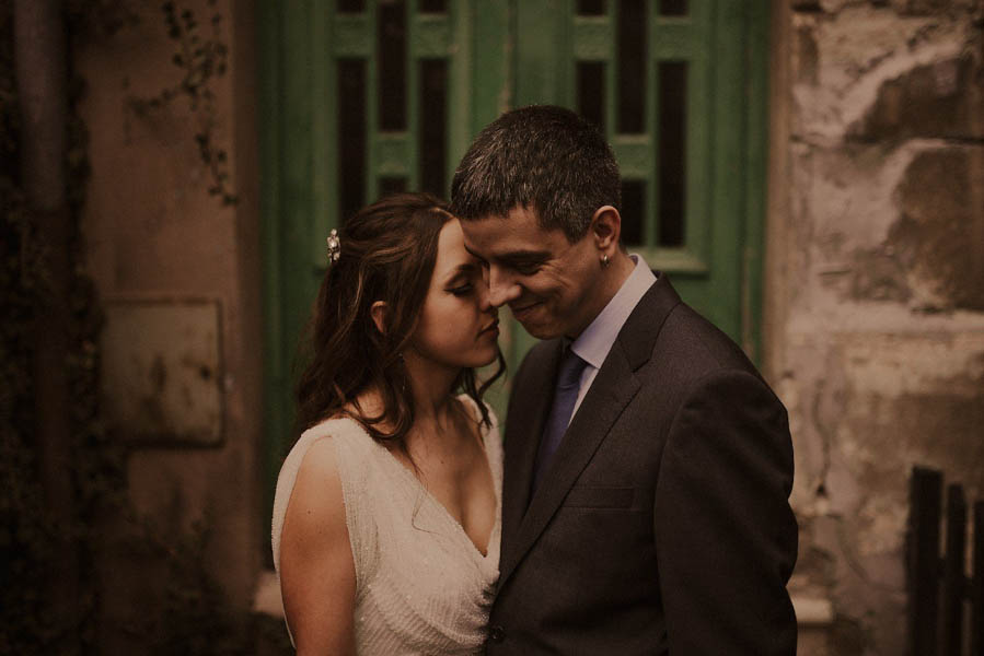 Romantic-Serbian-Wedding-Shoot-in-the-Botanical-Garden-19
