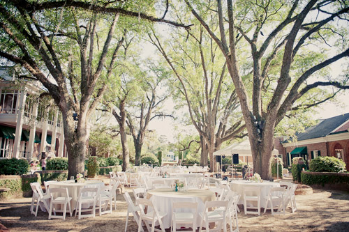 French country themed wedding at Pebble Hill Plantation in Georgia, photo by Elizabeth Davis Photography | junebugweddings.com French country themed wedding at Pebble Hill Plantation in Georgia, photo by Elizabeth Davis Photography | junebugweddings.com