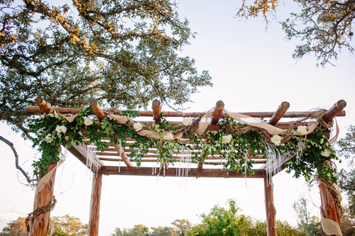 rustic wedding in Austin, Texas at the Memory Lane Event Center, photos by Caroline + Ben Photography | via junebugweddings.com rustic wedding in Austin, Texas at the Memory Lane Event Center, photos by Caroline + Ben Photography | via junebugweddings.com