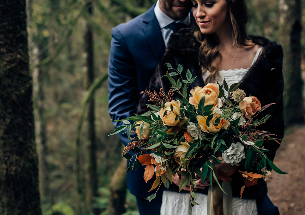 lush-rattlesnake-ridge-elopement-15