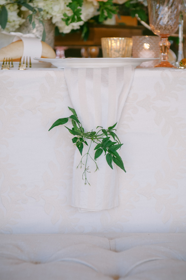 lovely peach and cream wedding inspiration photo shoot from Peony & Plum, photo by Krista Mason | via junebugweddings.com lovely peach and cream wedding inspiration photo shoot from Peony & Plum, photo by Krista Mason | via junebugweddings.com