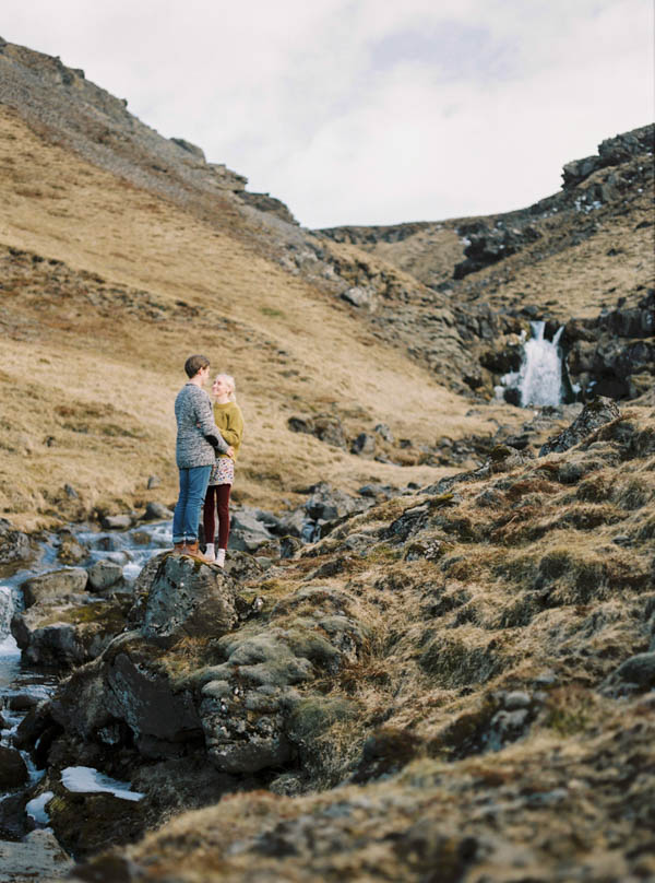 Intimate-Iceland-Engagement-Capyture (19 of 19)