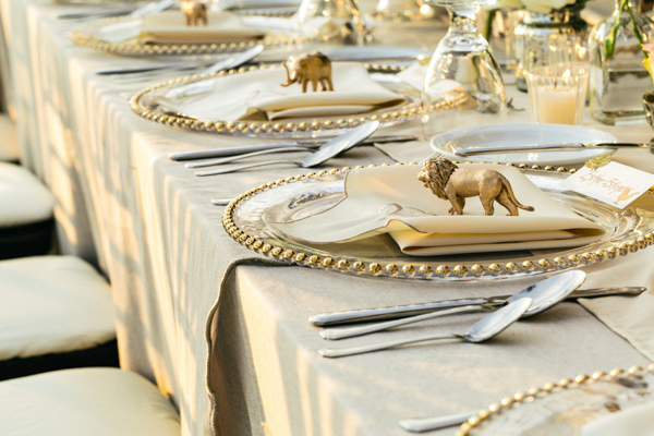 exotic destination wedding in Costa Rica, photo by A Brit & A Blonde | via junebugweddings.com exotic destination wedding in Costa Rica, photo by A Brit & A Blonde | via junebugweddings.com