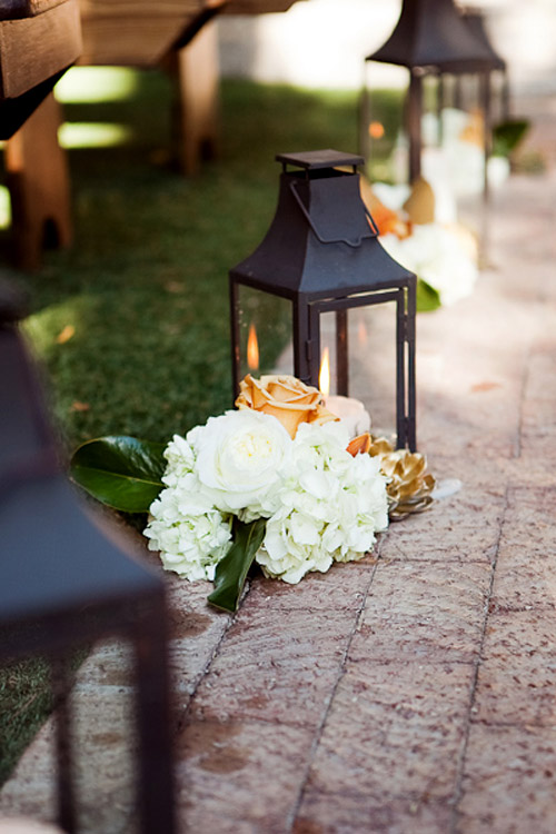 sophisticated gold, coral and cream Phoenix wedding at The Royal Palms Resort, photos by Courtney Sargent Photography sophisticated gold, coral and cream Phoenix wedding at The Royal Palms Resort, photos by Courtney Sargent Photography
