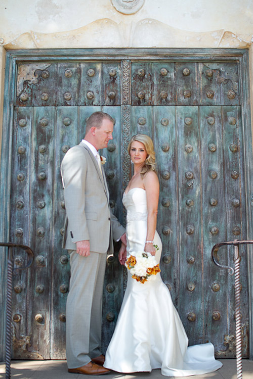 sophisticated gold, coral and cream Phoenix wedding at The Royal Palms Resort, photos by Courtney Sargent Photography sophisticated gold, coral and cream Phoenix wedding at The Royal Palms Resort, photos by Courtney Sargent Photography