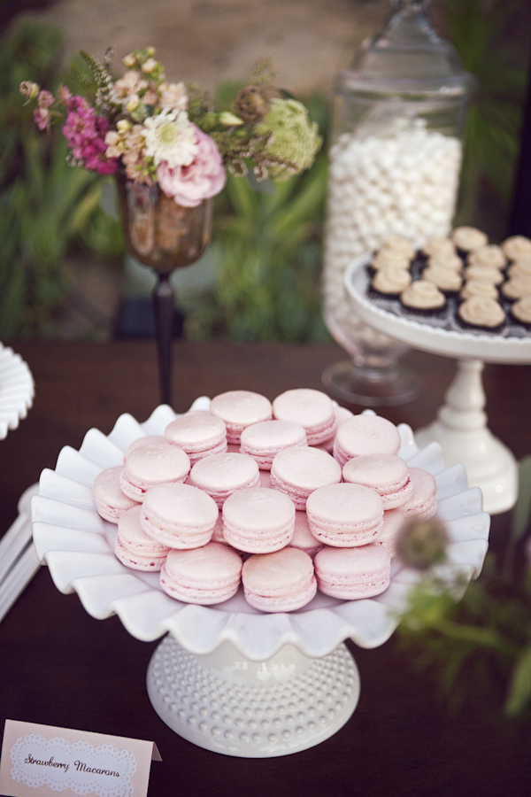 blush, ivory and pink wedding at Hummingbird Nest Ranch, California - Photo by Duke Photography | via junebugweddings.com blush, ivory and pink wedding at Hummingbird Nest Ranch, California - Photo by Duke Photography | via junebugweddings.com