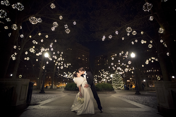 black, white, gold and silver New Year's Eve wedding, photos by Asya Photography | via junebugweddings.com black, white, gold and silver New Year's Eve wedding, photos by Asya Photography | via junebugweddings.com