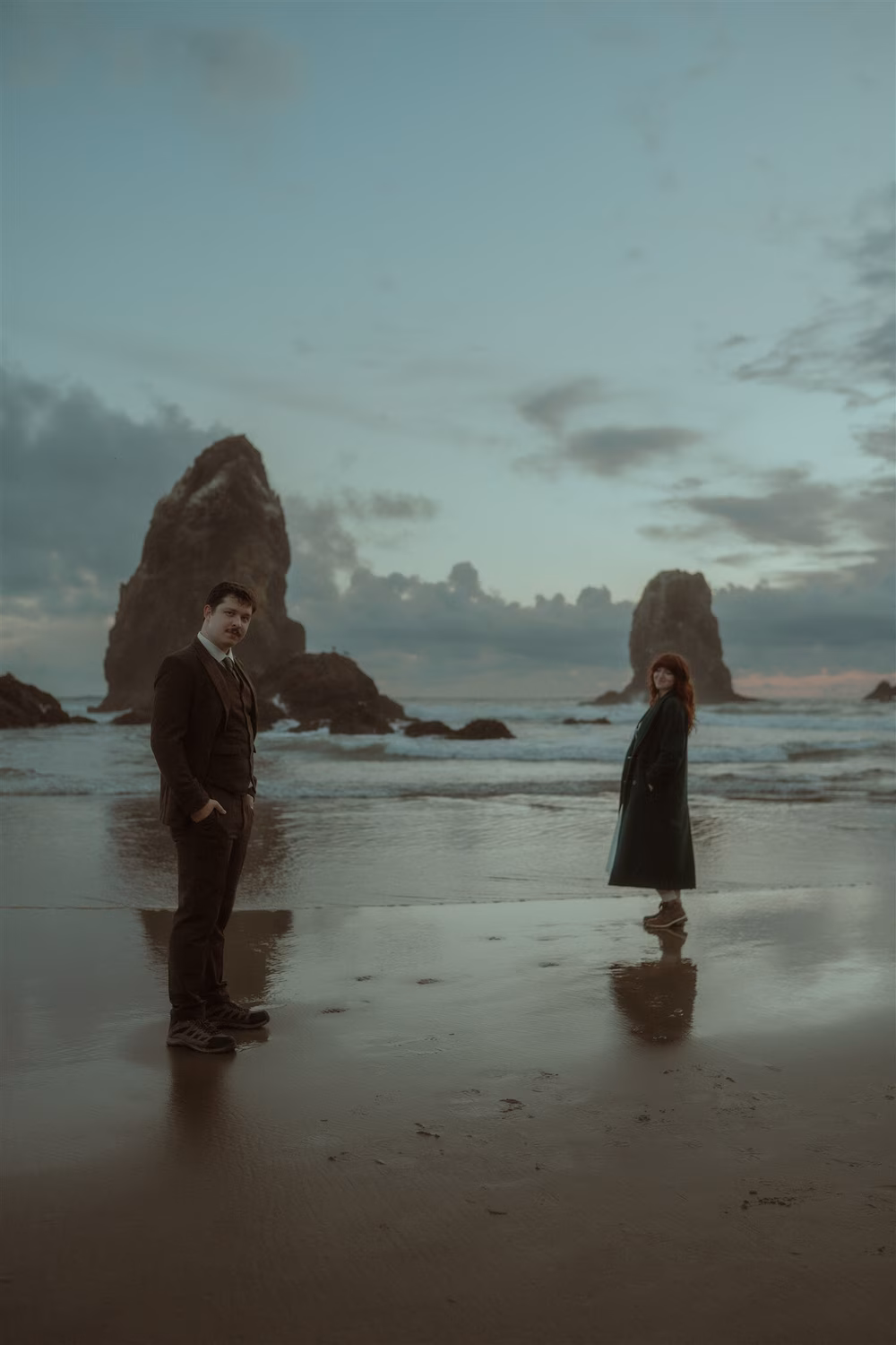 moody oregon wedding portrait