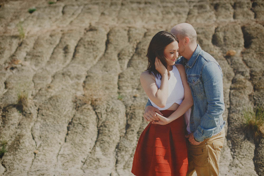 Striking-Red-Deer-River-Engagement-Session (12 of 24)