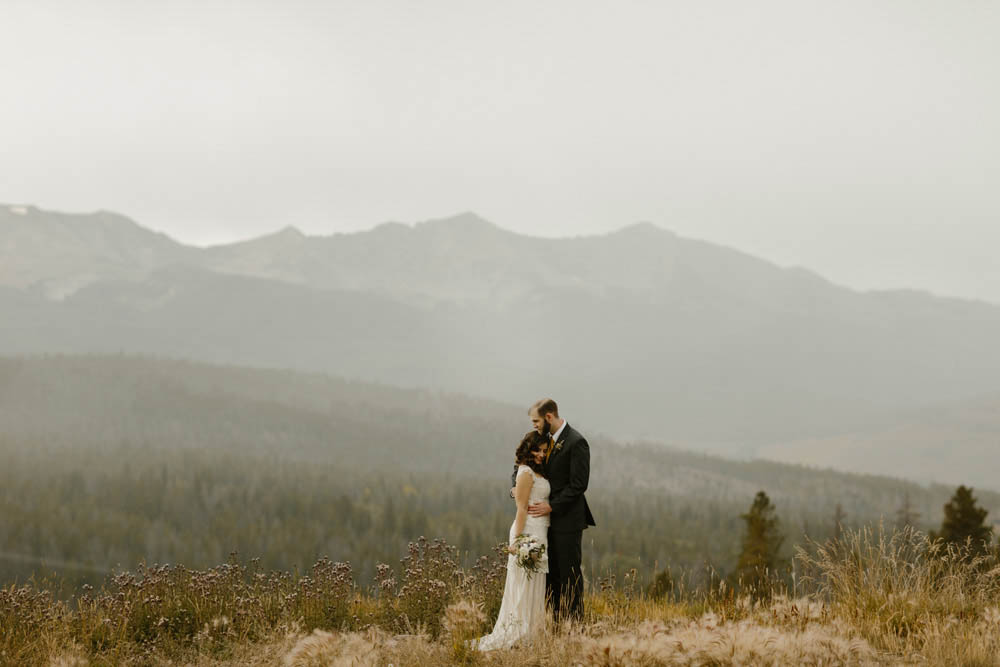 Gold-Sage-Breckenridge-Wedding-Levi-Tijerina (8 of 29)