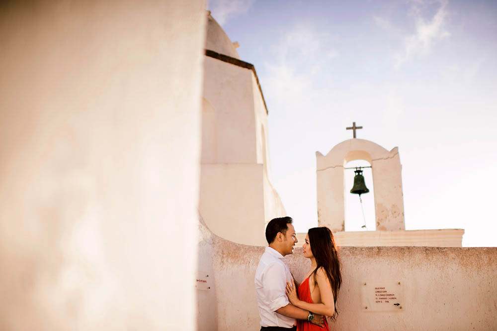 Breathtaking-Santorini-Engagement-Les-Anagnou-Photographers (7 of 18)