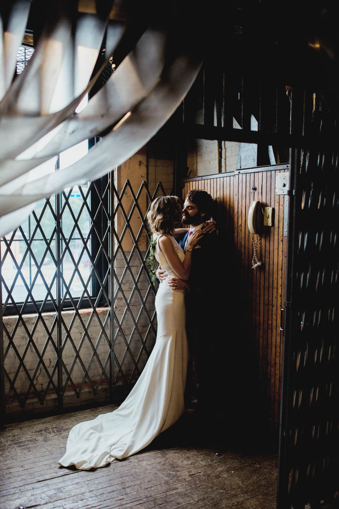 modern-natural-rochester-wedding-at-arbor-loft-alixann-loosle-photography-35