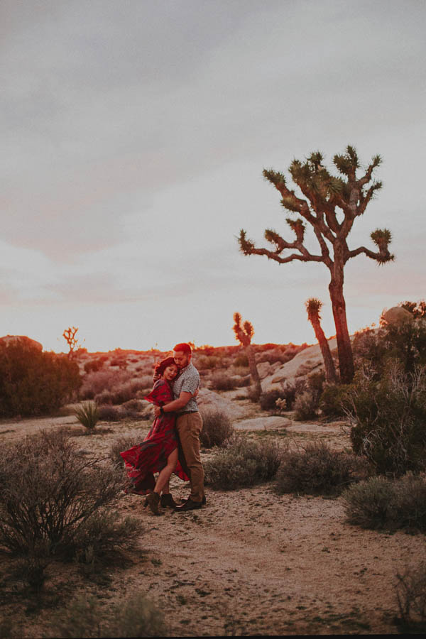 Passionately-Romantic-Desert-Anniversar-Shoot-in-Joshua-Tree-Katch-Studios-28