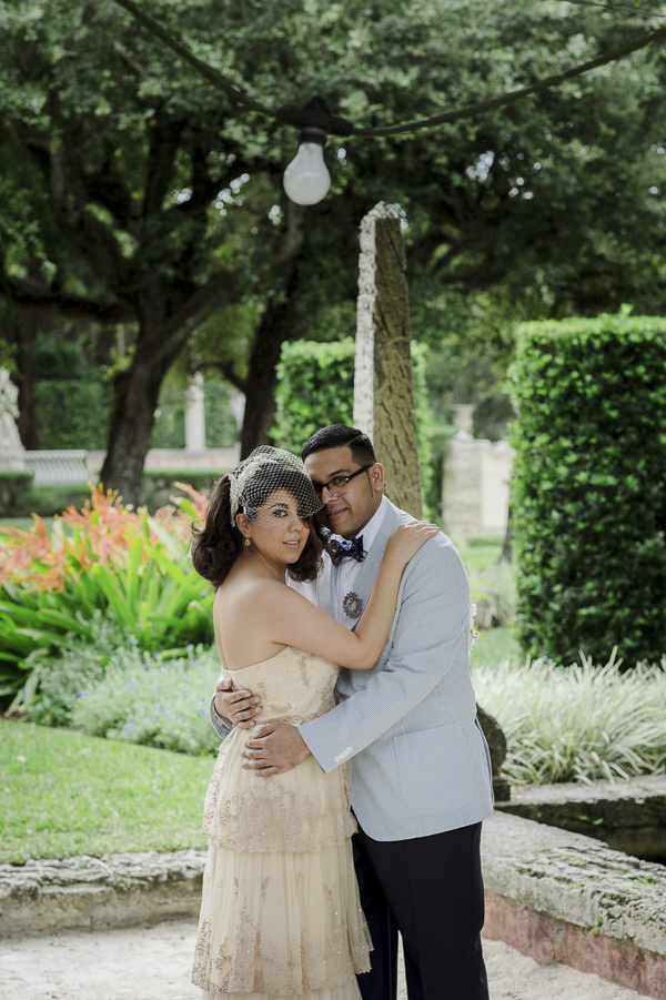 vintage wedding at Vizcaya Museum and Gardens, Florida, photo by Maloman Studios | via junebugweddings.com vintage wedding at Vizcaya Museum and Gardens, Florida, photo by Maloman Studios | via junebugweddings.com