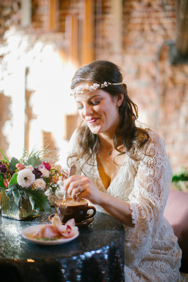 boho chic wedding inspiration photo shoot, photo by Kimberly Chau Photography | via junebugweddings.com boho chic wedding inspiration photo shoot, photo by Kimberly Chau Photography | via junebugweddings.com