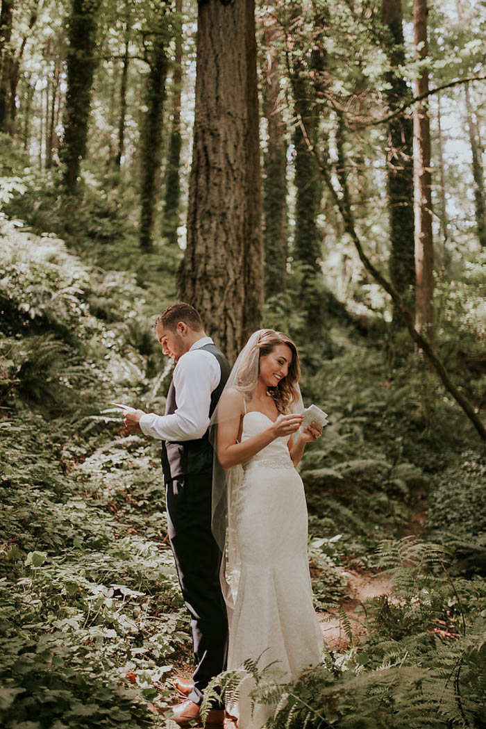 modern-romantic-portland-wedding-at-leftbank-annex-olivia-strohm-photography-11