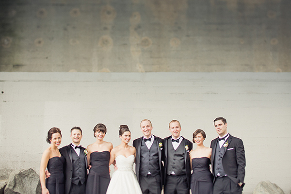 how to achieve a timeless classic bridal party look with photos by Sachin Khona | via junebugweddings.com how to achieve a timeless classic bridal party look with photos by Sachin Khona | via junebugweddings.com