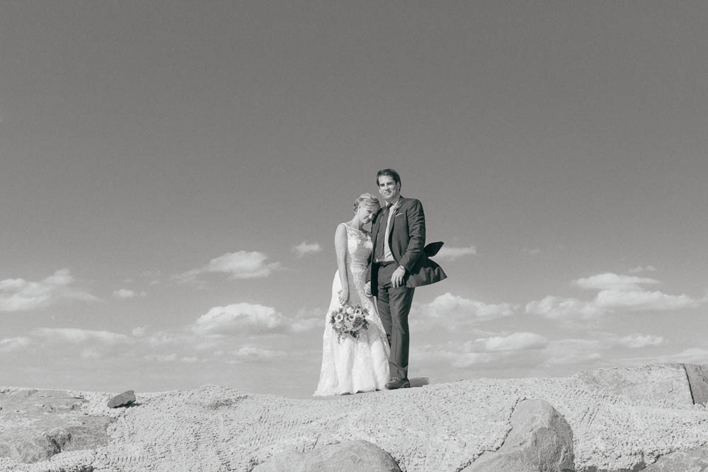 Relaxed-Oceanfront-Wedding-at-the-Windrift-Resort-Hotel (15 of 28)