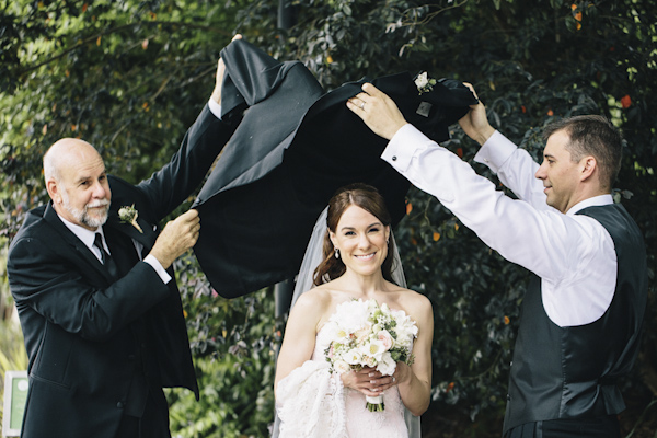 Elegant blush, cream and gray Garden wedding in Atlanta, Georgia, photos by Vue Photography | via junebugweddings.com Elegant blush, cream and gray Garden wedding in Atlanta, Georgia, photos by Vue Photography | via junebugweddings.com