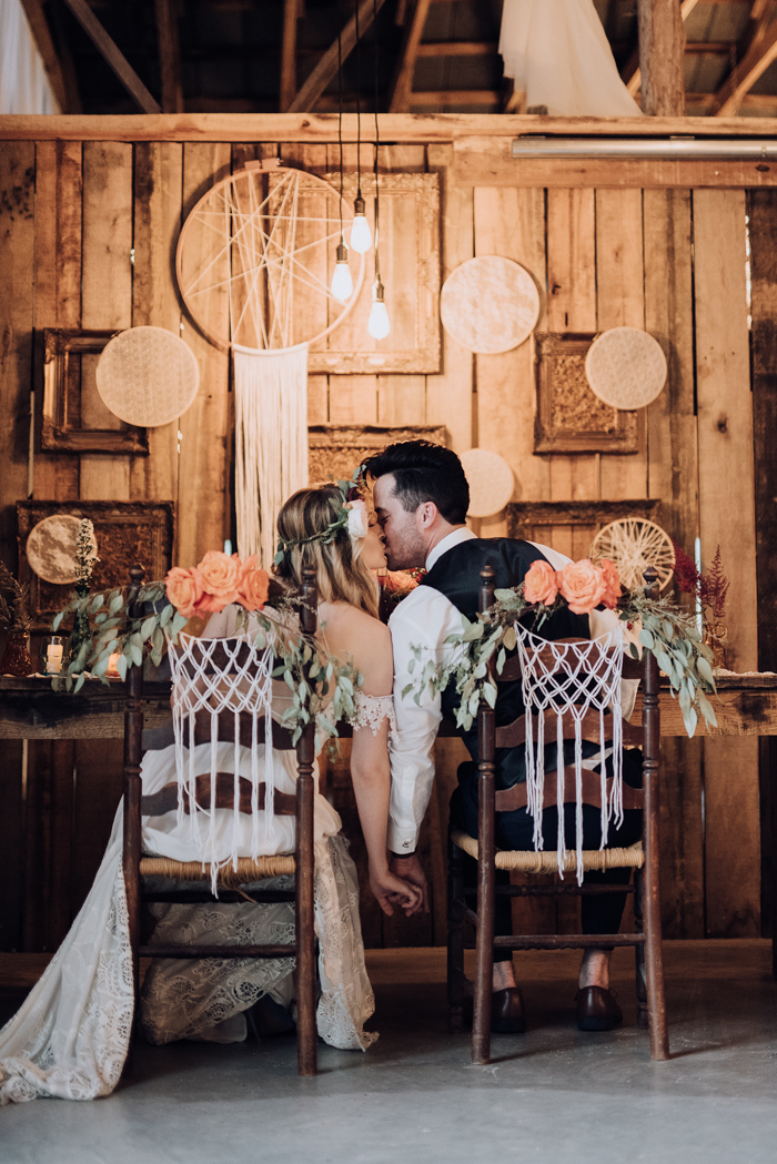 boho-nashville-wedding-inspiration-at-meadow-hill-farm-19
